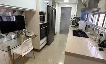 Imagem 2: Apartamento para venda com 136 metros quadrados com 3 quartos em Ponta D'Areia - São