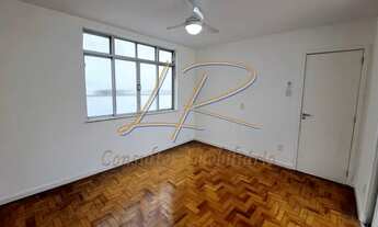 Imagem 6: Casa geminada tríplex, modernizado, no Jardim Oceanico à 5 minutos da praia