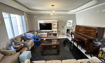 Imagem: Lindo Sobrado com 258 m² - 5 Quartos