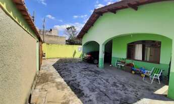 Imagem 2: Linda Casa Casa com 3 dormitórios