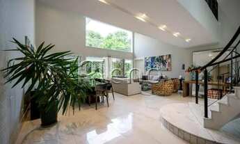 Imagem 2: Casa mobiliada à venda no Alphaville Campinas