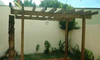 Imagem 3: Sobrado para aluguel tem 250 metros quadrados com 3 quartos em Monte Castelo - Campo Grand