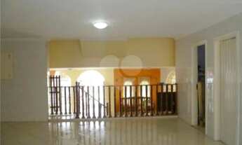 Imagem 4: Sobrado no Carrão com 300 m², 4 dormitórios, sendo 1 suíte, 5 vagas!