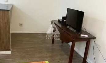 Imagem 3: Quarto e Sala reformado em Condomínio super tranquilo!