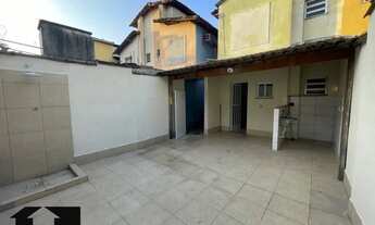 Imagem 7: Casa de Dois Quartos em Pequeno Condomínio