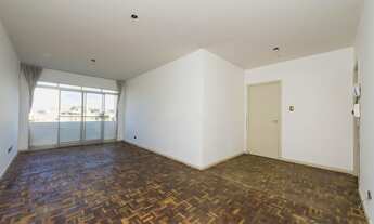 Imagem 2: Apartamento para venda possui 86 metros quadrados com 3 quartos em Ahú - Curitiba - PR