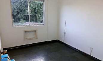 Imagem 7: Apartamento com 02 Quartos, elevador e garagem no centro de Itacuruçá-RJ/André Luiz Imóvei