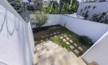 Imagem 6: Casa para venda com 350 metros quadrados com 3 quartos