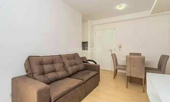 Imagem 3: Apartamento semi mobiliado de 2 dormitórios e 1 vaga no bairro Humaitá!