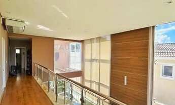 Imagem 7: Casa A Venda de 440m² Com 4 Dormitorios Sendo 4 Suites e 6 Vagas de Garagem No Residencial