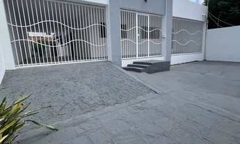 Imagem 2: Sua Nova Casa em Ponta Negra: Espaço, Conforto e 2 Edículas Extras!