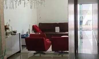 Imagem 2: JARDIM ESPANHA CASA DE 3/4 SENDO 1 SUÍTE, 195 METROS É 2 BANHEIROS