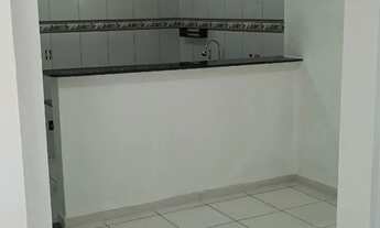 Imagem 4: Casa com 3 quartos, sendo 1 suíte, varanda, sala, sala de jantar, cozinha estilo americana