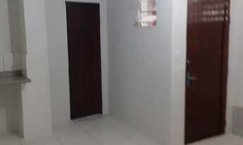 Imagem: Quitinete de quarto e banheiro na Aldeota