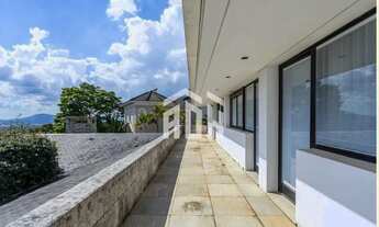 Imagem 5: Casa Completa com Lazer e Cinema Privativo no Residencial 8