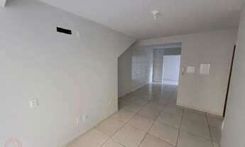 Imagem 2: Apartamento em rua tranquila próximo a empresa Depecil Distribuidora de Materiais de Const