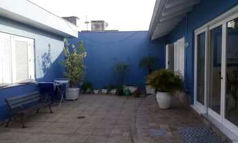 Imagem 6: Casa ampla com quintal e 3 dormitórios para alugar no bairro Chácara das Pedras