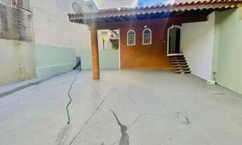 Imagem: Casa à venda 3 Quartos, 1 Suite, 5 Vagas