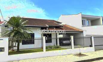 Imagem 2: Maravilhosa Casa Averbada com 1 Suíte + 3 qtos no Bairro Santo Antônio em promoção