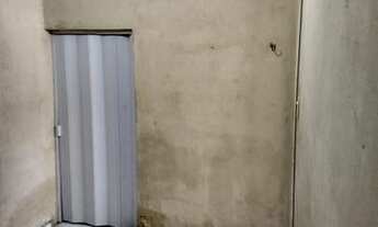 Imagem 5: Aluga-se kitnet Quarto com aluguel por R$300 /mês