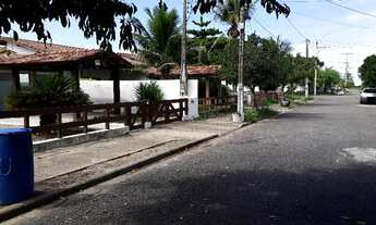 Imagem 2: Casa a venda com 3 quartos, 2 banheiros próximo a praia em Mucuri BA