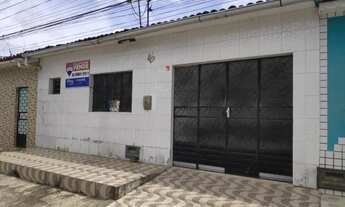 Imagem 2: Casa 2/4 espaçosa na Santa Lúcia- Tabuleiro do Martins - Maceió/AL