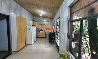 Imagem 4: Casa individual 4 quartos 1 suíte 2 pavimentos no Bairro Colonial Contagem MG