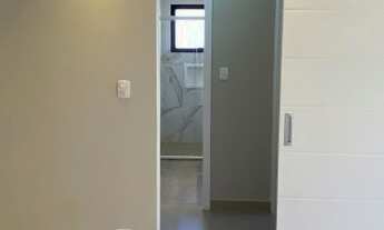 Imagem 2: Apartamento todo reformado com 83 metros com 2 quartos e 1 suíte no Boqueirão - Santos - S