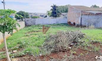 Imagem 5: Terreno de 317 m2 no Jardim do Sol em Londrina. DEIXAR TELEFONE PARA QUE POSSAMOS ENTRAR E
