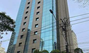 Imagem: Conjunto comercial em localização estratégica