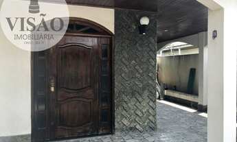 Imagem 2: Vendo casa com 03 quartos, piscina à poucos metros da Avenida das Torres! Preço de Oportun