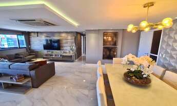 Imagem 3: Apartamento para venda tem 155 metros quadrados com 3 quartos em Ponta Verde