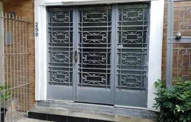 Imagem 2: IMOBILIÁRIA SCHOTKIS ALUGA LOJA COM APROXIMADAMENTE 60M², COM OPÇÃO DE SER RESIDENCIAL TAM