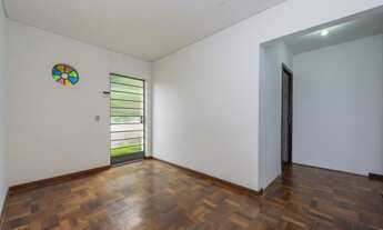 Imagem 6: Casa para venda possui 183 metros quadrados com 7 quartos em Mercês - Curitiba - PR