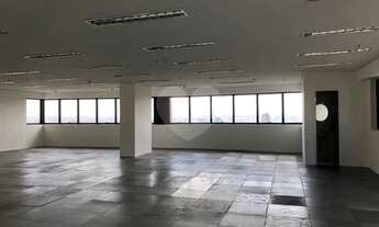 Imagem 4: Conjuntos comerciais na Av. Jabaquara