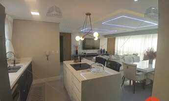 Imagem 4: Apartamento à Venda na Mooca 158m - Ilha da Cozinha Cortinas - Repleto de Planejados - Pis