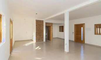 Imagem 3: PORTO ALEGRE - Casa Padrão - Jardim Sabará