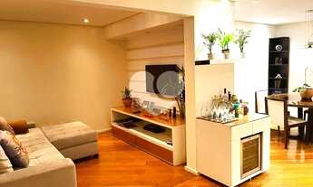 Imagem: BROOKLIN, MONÇÕES. Rua Nova York, reformado