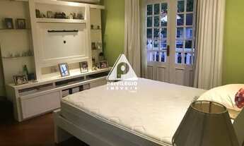 Imagem 3: Mansão em condomínio fechado espetacular com duas edículas completas independentes