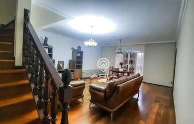 Imagem 3: Sobrado à venda 4 quartos, uma suíte, Vila Fujita, Londrina/PR