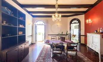 Imagem 7: Casa de 280m2 com tombamento histórico e arquitetônico no Morro dos Ingleses