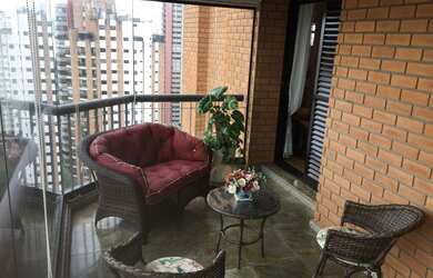 Imagem 2: Apartamento para venda tem 200 metros quadrados com 4 quartos em Vila Uberabinha - São Pau