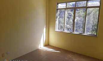 Imagem 2: PETRóPOLIS - Apartamento Padrão - Coronel Veiga