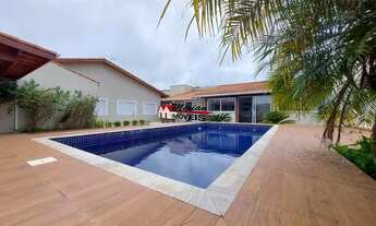 Imagem 2: Casa em 2 lotes com piscina em bairro nobre de Peruíbe