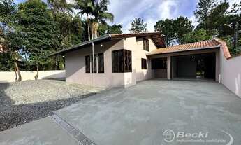 Imagem: Alugue Casa com amplo terreno no Bairro