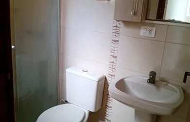 Imagem 2: Alugo apartamento no Bairro Água Verde com 2 quartos