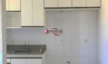 Imagem 2: Aluga Apartamento 1 dormitórios com armários, 1 banheiro com box e gabinete, cozinha plane