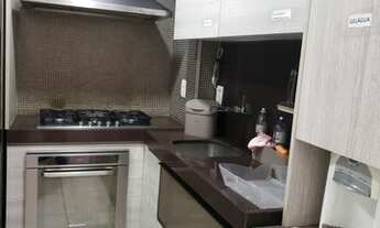 Imagem 4: Apartamento para venda possui 92 metros quadrados com 3 quartos em Porto das Dunas - Aquir