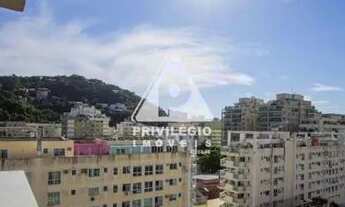 Imagem 4: Em Botafogo: excelente apartamento, com 3 quartos sendo duas suítes. Uma vaga de garagem n