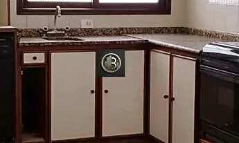 Imagem 10: Casa Sobrado para alugar em Porto Alegre, Jardim Itu Sabará, com 3 quartos, 240m²